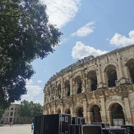 La Planque/terrasse - Entre Nimes/pont Du Gard Marguerittes